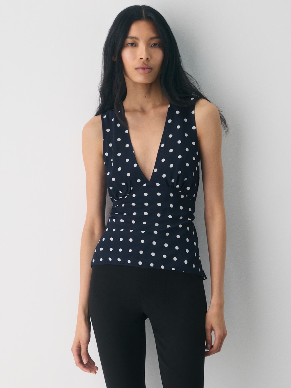 Aritzia Novelist Navy and White Polka Dot Sleeveless V-Neck Camisole